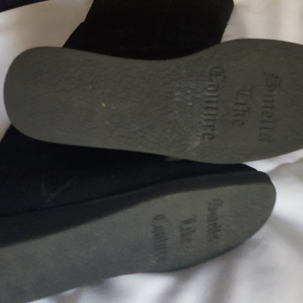 Boots - Picture 2 of 2